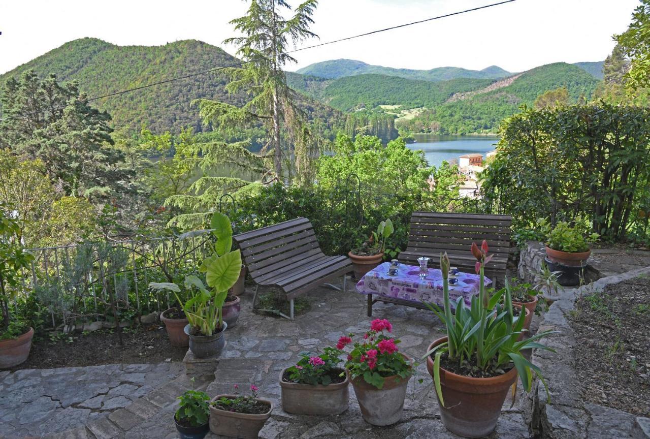 Villa Bianca Piediluco Exteriör bild